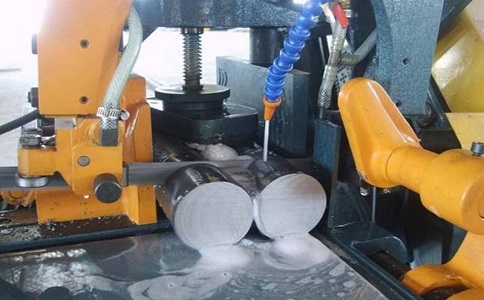 茅箭卧式带锯床的送料方式有哪几种？